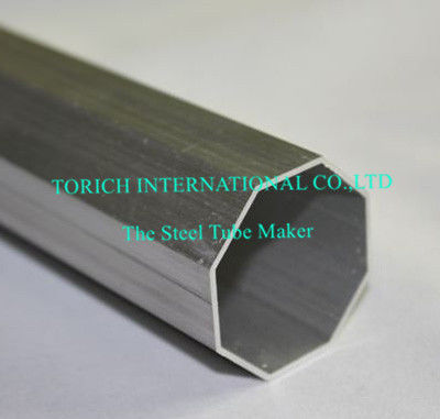 لوله های فولادی Octangon بدون درز / جوش GB / T 3094 لوله برش سرد 10 # 20 # Q195 Q235 Q345