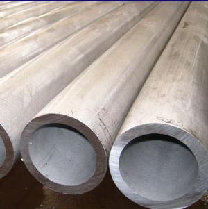 Seamless ferritic and alloy steel pipe for high temperature service