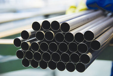 قیمت خوب لوله های فولادی بدون سیم تیتانیوم جوش داده شده ASTM B338 GR2 آنلاین